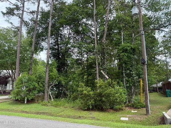 0.21 Acres of Residential Land for Sale in Diamondhead, Mississippi