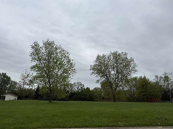 0.95 Acres of Residential Land for Sale in Shorewood, Illinois