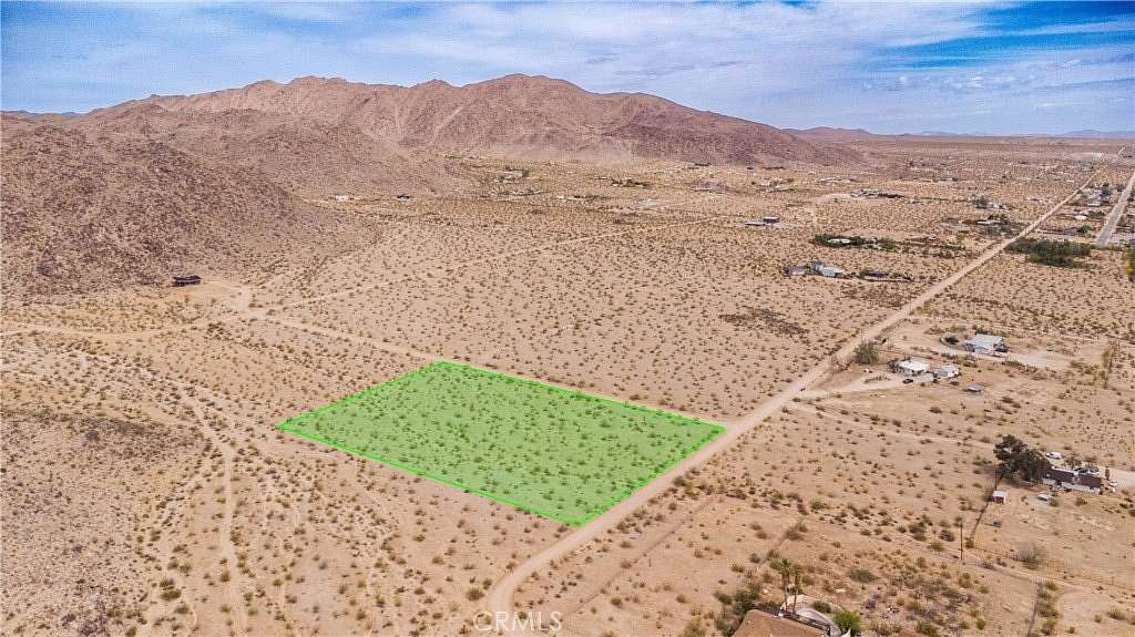 3.17 Acres of Land for Sale in Joshua Tree, California