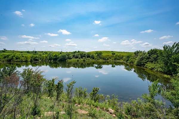 846 Acres of Land for Sale in Topeka, Kansas