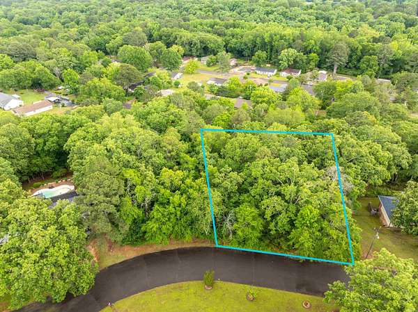 0.37 Acres of Residential Land for Sale in Hot Springs, Arkansas