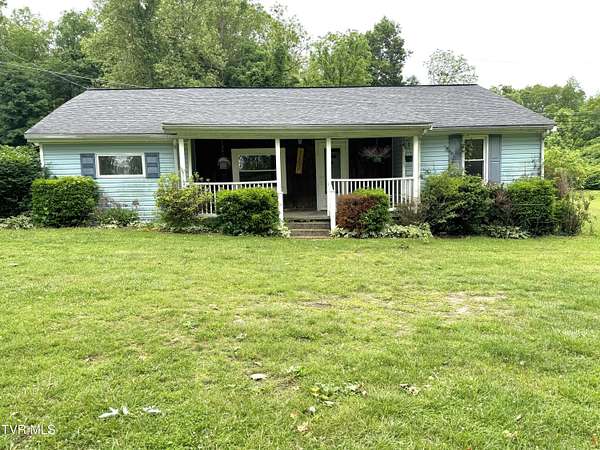 2 Acres of Residential Land with Home for Sale in Big Stone Gap, Virginia