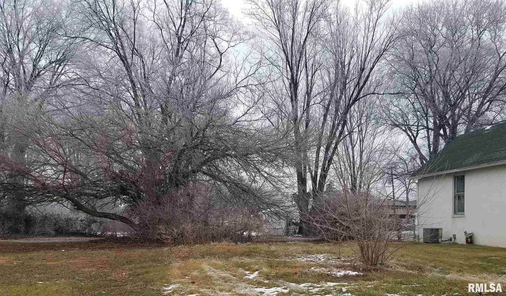 0.18 Acres of Commercial Land for Sale in Springfield, Illinois