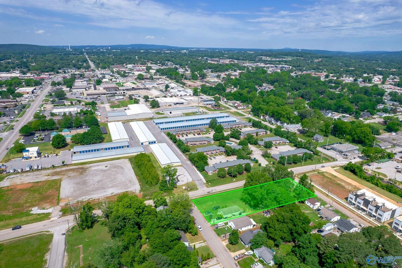 0.75 Acres of Land for Sale in Huntsville, Alabama
