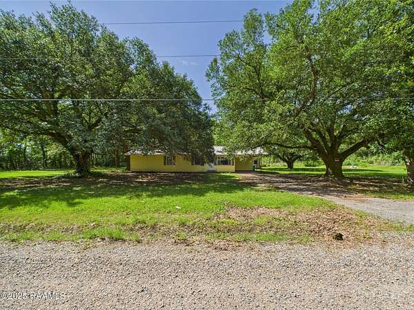 11.3 Acres of Land with Home for Sale in Opelousas, Louisiana