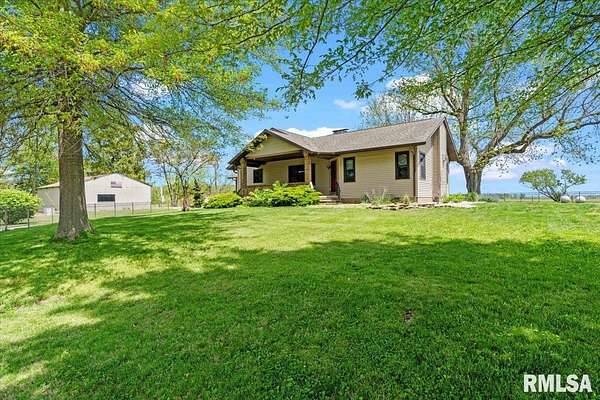 43.3 Acres of Land with Home for Sale in Pleasant Plains, Illinois
