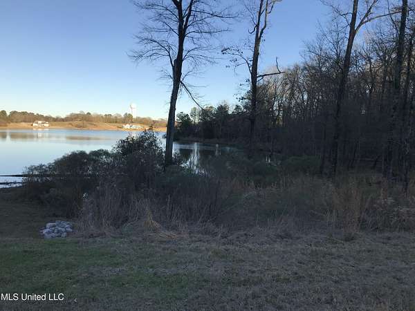 2.5 Acres of Residential Land for Sale in Madison, Mississippi