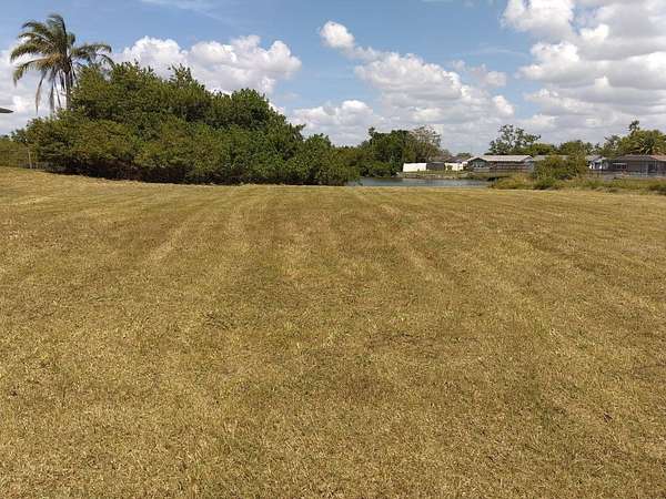 0.56 Acres of Residential Land for Sale in Holiday, Florida