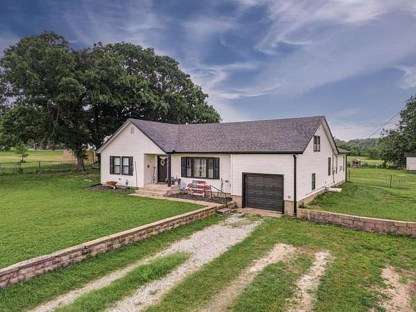 2 Acres of Residential Land with Home for Sale in Arkansas City, Kansas