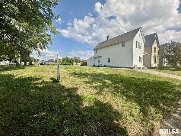 0.21 Acres of Mixed-Use Land for Sale in Springfield, Illinois