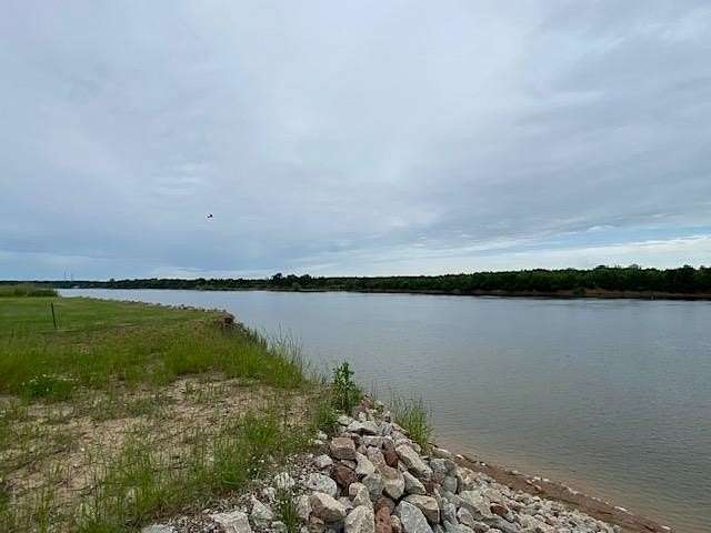 0.77 Acres of Residential Land for Sale in Savannah, Tennessee