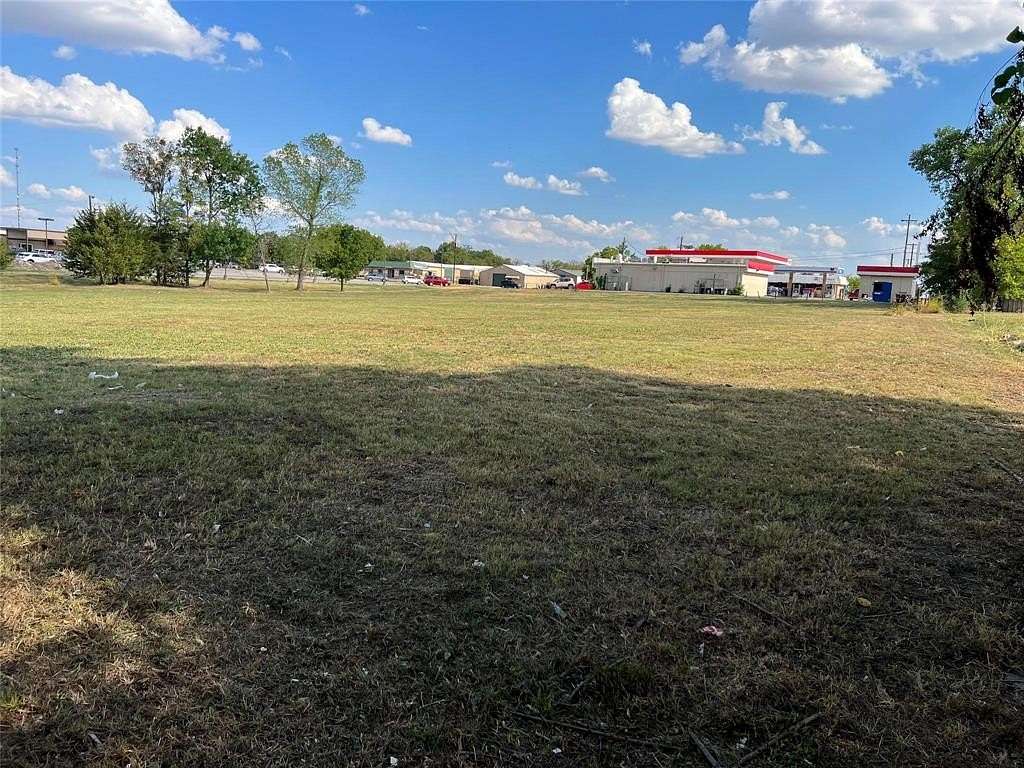 2 Acres of Land for Sale in Kaufman, Texas