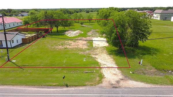 0.83 Acres of Commercial Land for Sale in West Tawakoni, Texas
