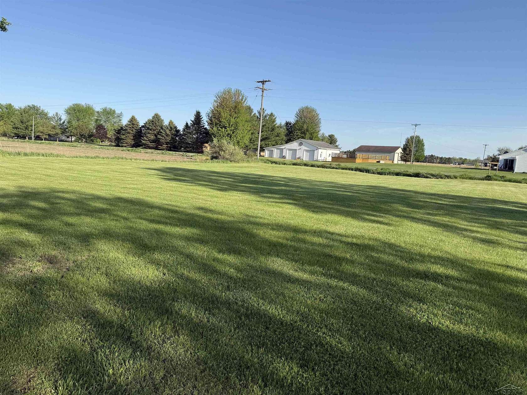 0.98 Acres of Residential Land for Sale in Hemlock, Michigan