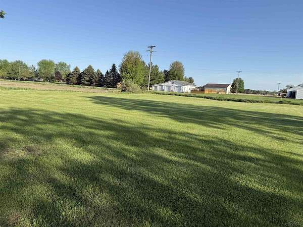 0.98 Acres of Residential Land for Sale in Hemlock, Michigan