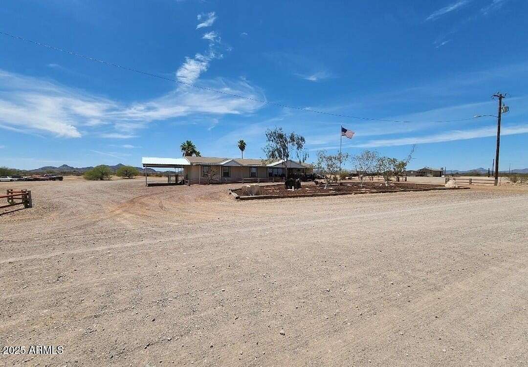 18 Acres of Land with Home for Sale in Tonopah, Arizona