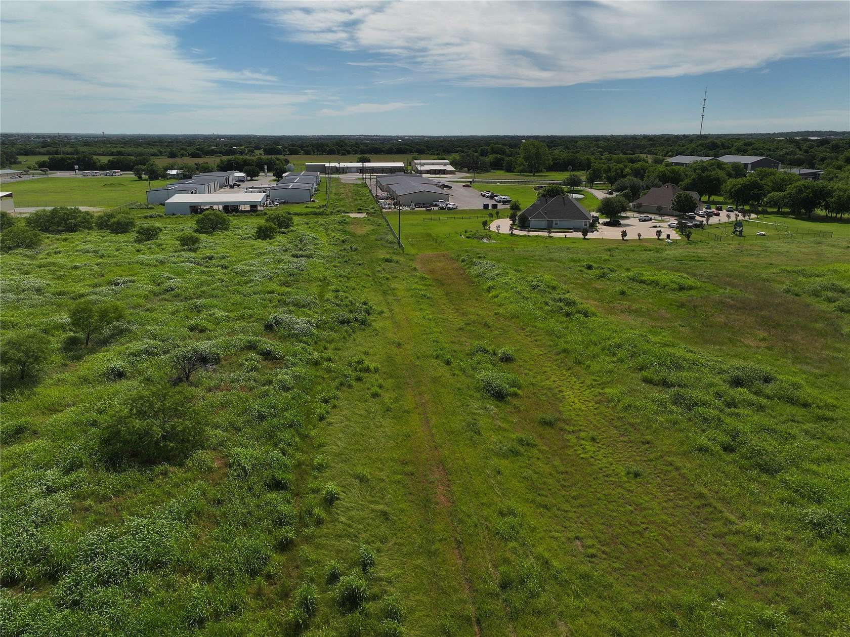 33 Acres of Land for Sale in Granbury, Texas