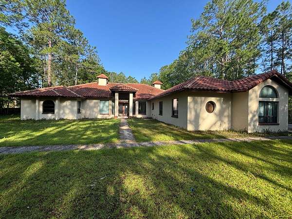 3.59 Acres of Residential Land with Home for Sale in Jacksonville, Florida