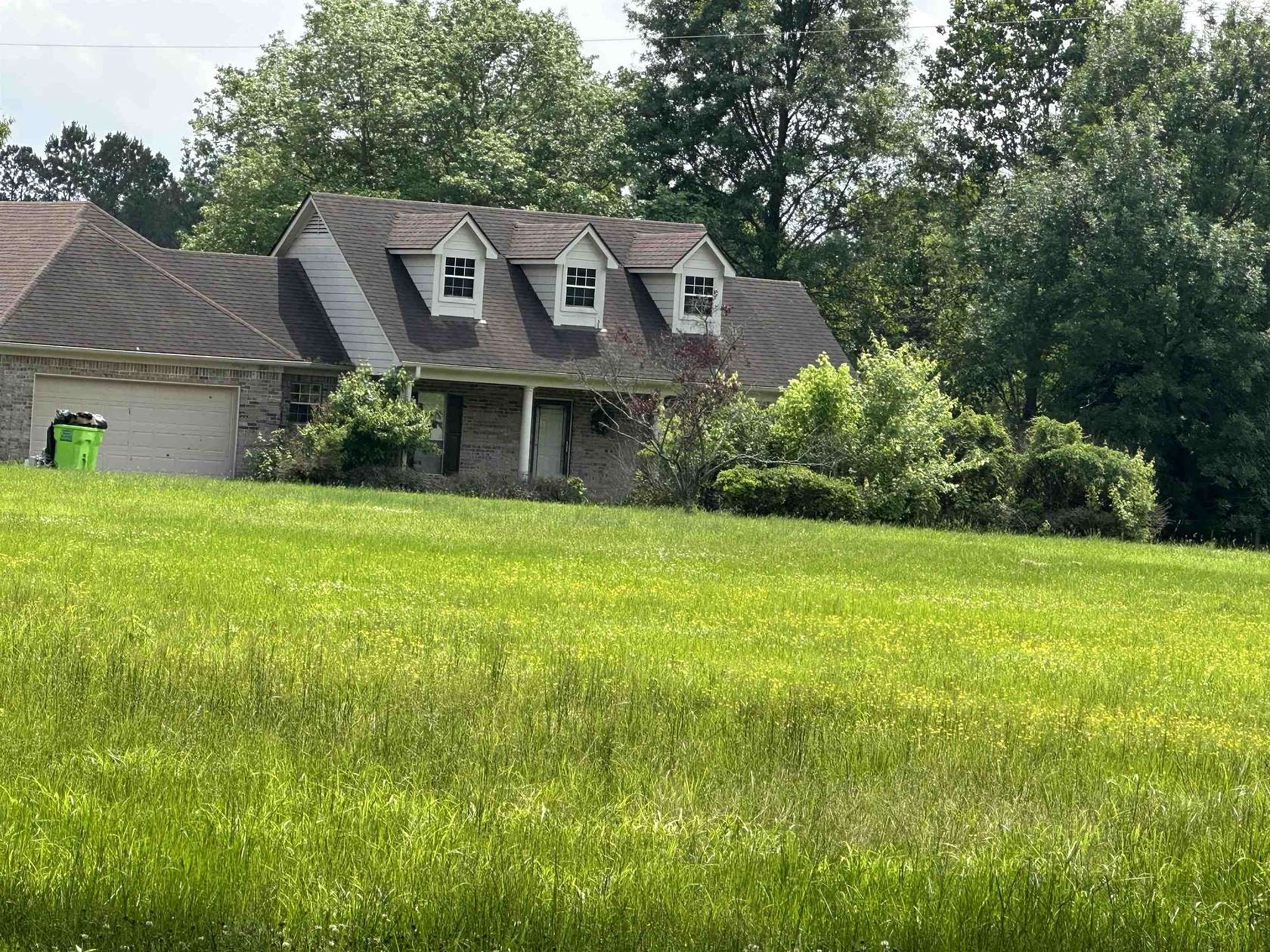 4 Acres of Residential Land with Home for Sale in Arlington, Tennessee