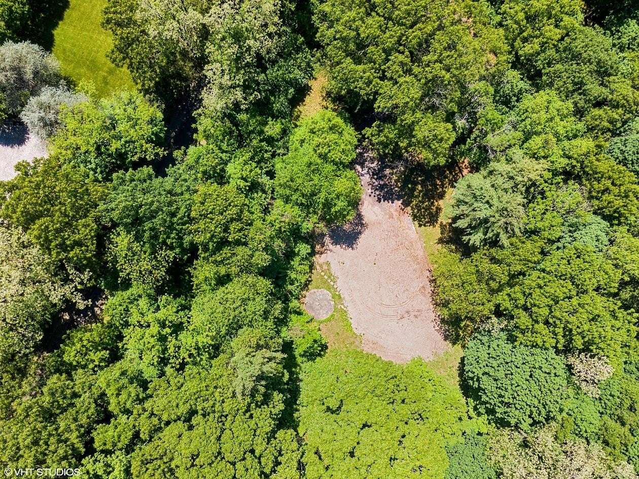 1.8 Acres of Residential Land for Sale in Glen Head, New York