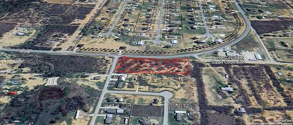 4.17 Acres of Residential Land for Sale in Lytle, Texas