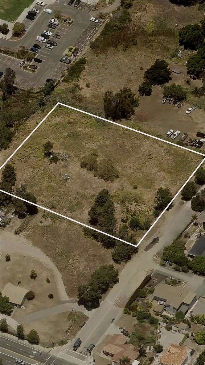 2 Acres of Residential Land for Sale in San Marcos, California