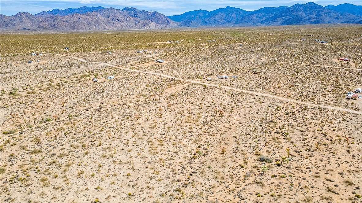 1.15 Acres of Land for Sale in Yucca, Arizona