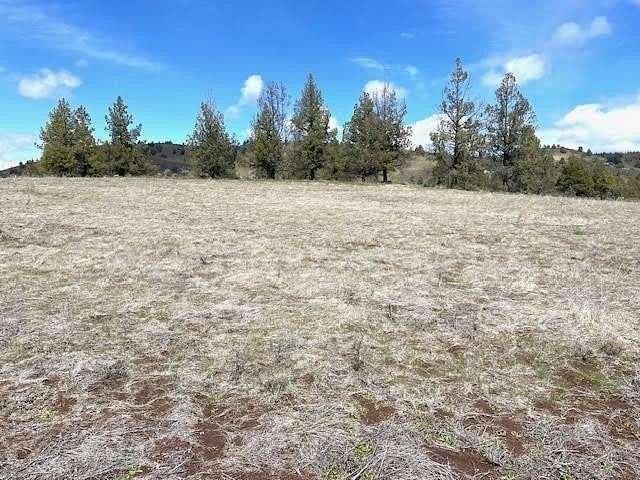 4.6 Acres of Residential Land for Sale in Montague, California
