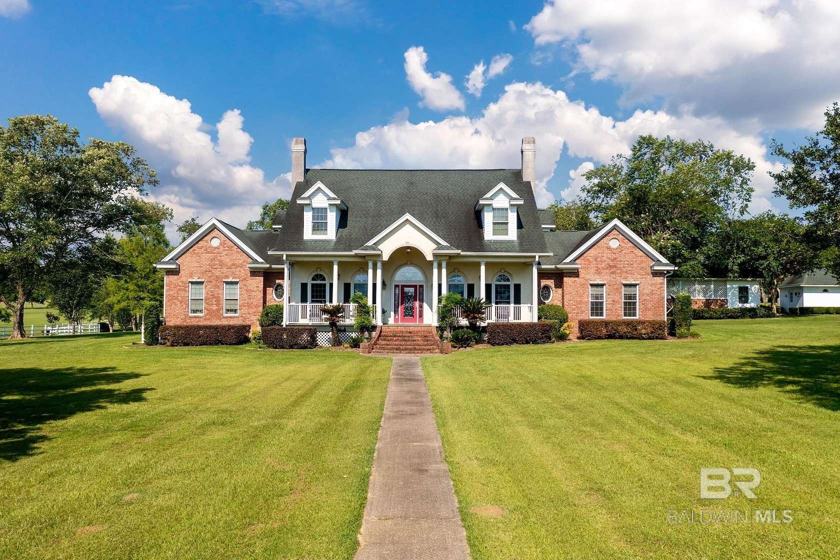 25 Acres of Land with Home for Sale in Robertsdale, Alabama