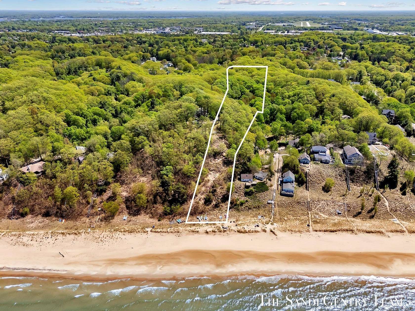 1.3 Acres of Residential Land for Sale in Grand Haven, Michigan