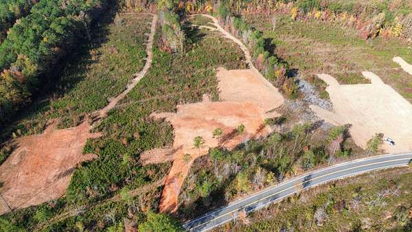 10 Acres of Residential Land for Sale in Elgin, South Carolina