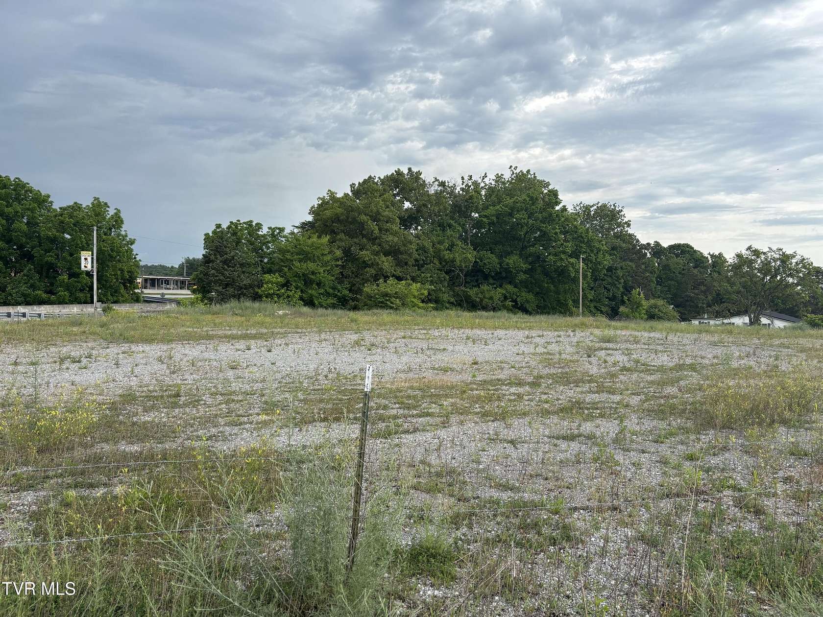 1 Acre of Mixed-Use Land for Sale in Mosheim, Tennessee