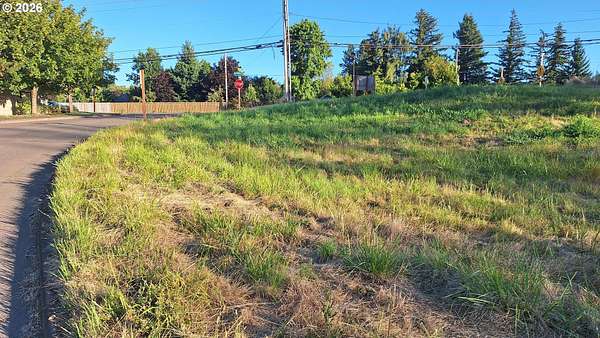 0.76 Acres of Commercial Land for Sale in Wood Village, Oregon