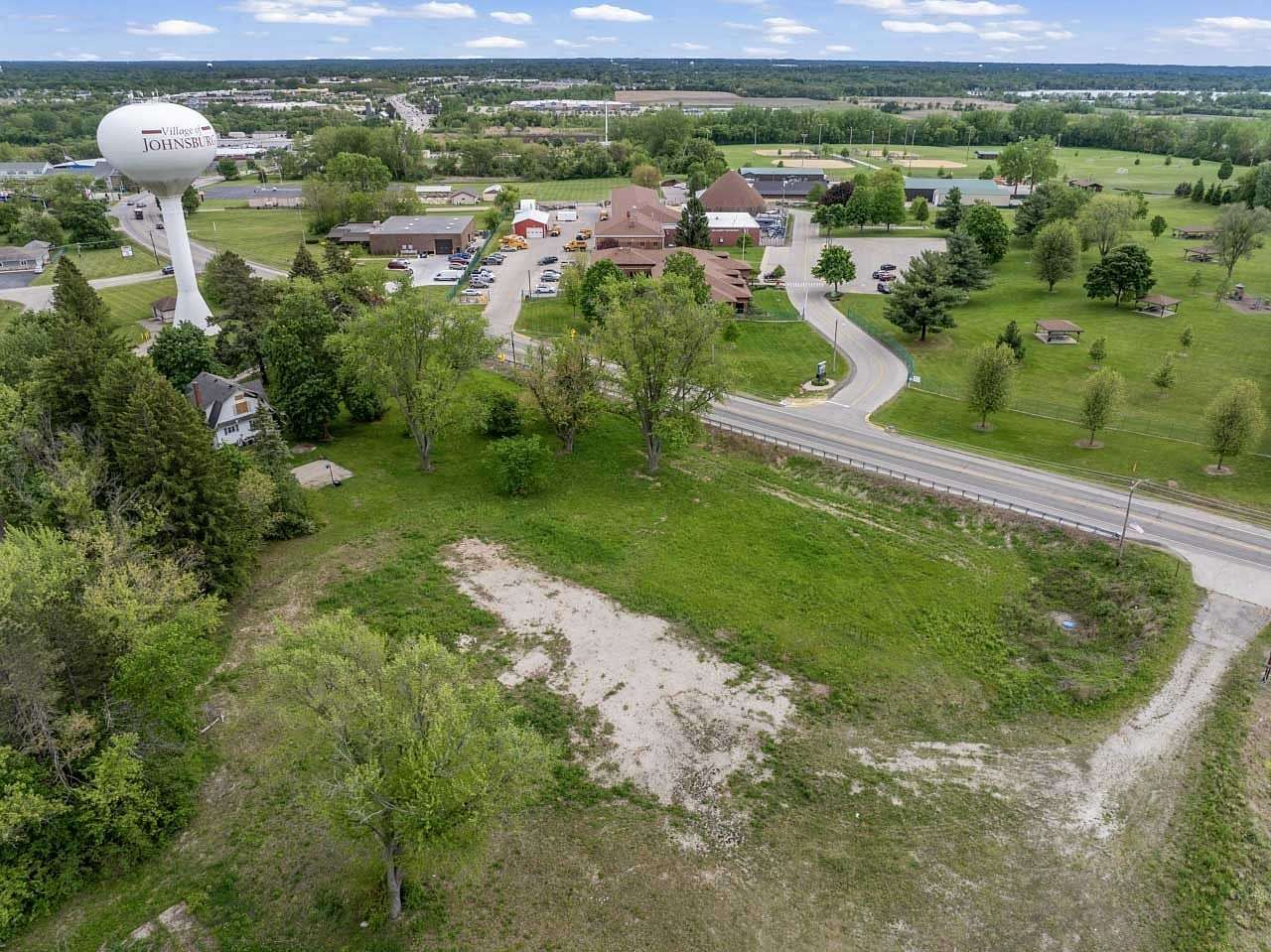 5.25 Acres of Commercial Land for Sale in Johnsburg, Illinois