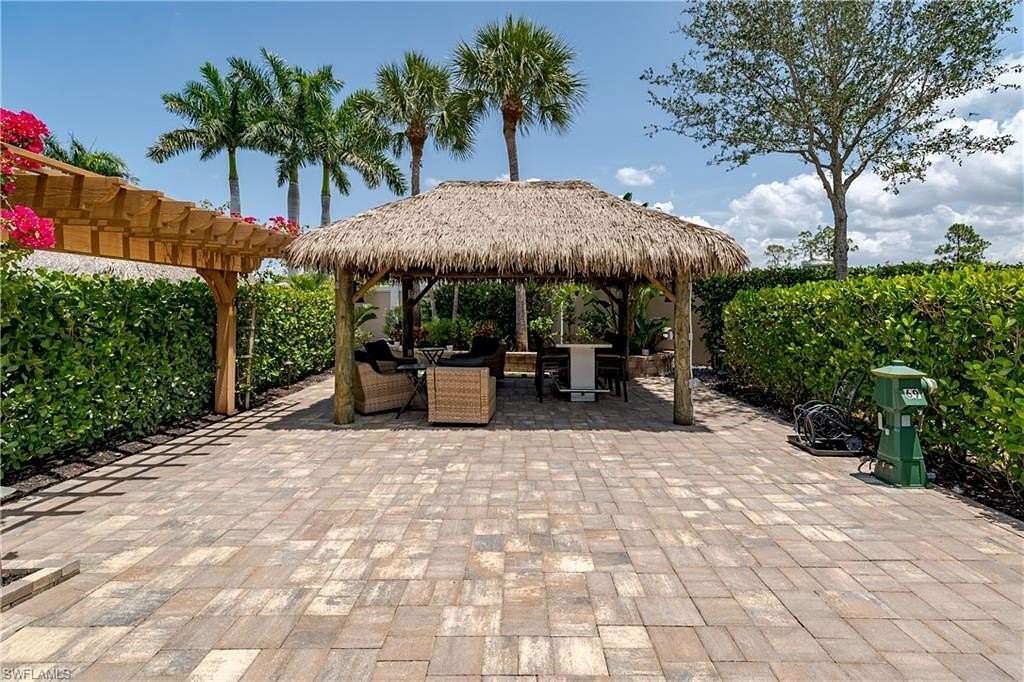 0.08 Acres of Land for Sale in Naples, Florida