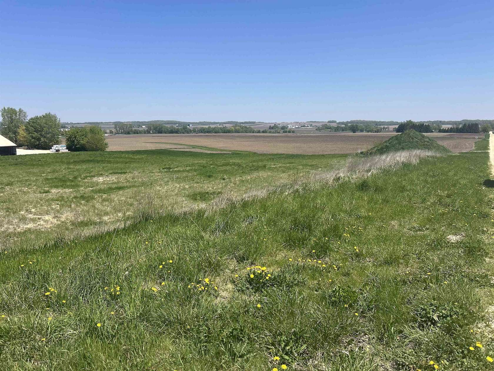 3 Acres of Land for Sale in Pearl City, Illinois