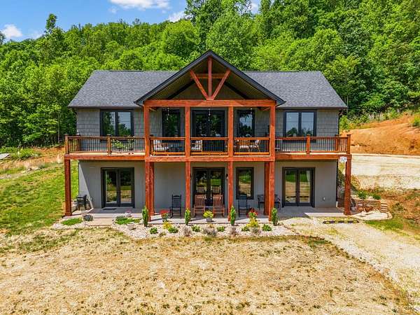 3 Acres of Residential Land with Home for Sale in Amherst, Virginia