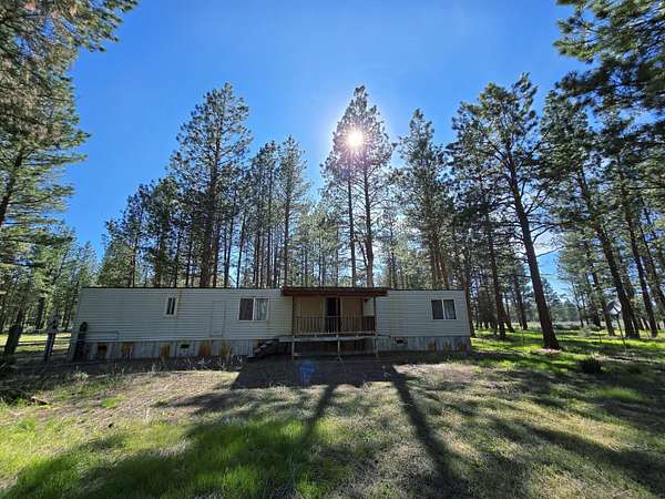 19.8 Acres of Recreational Land with Home for Sale in Sprague River, Oregon