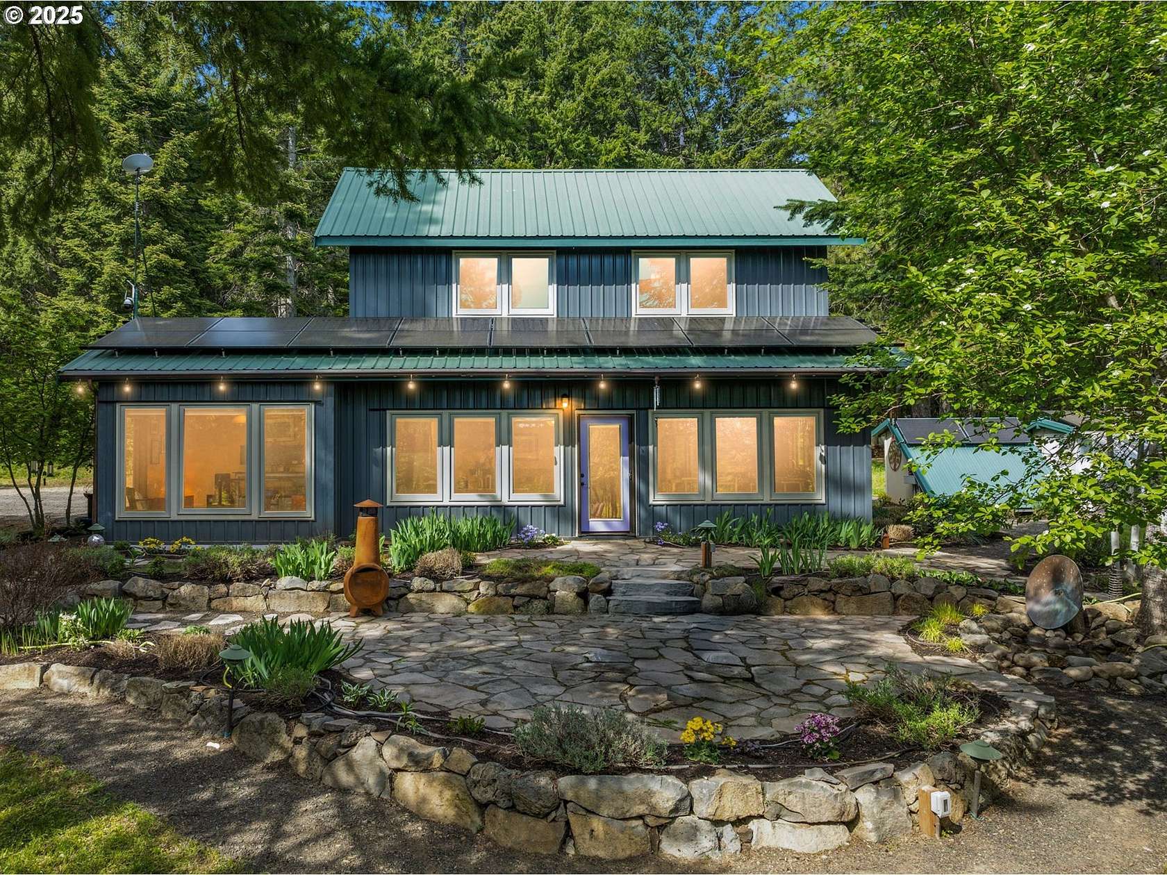 20 Acres of Recreational Land with Home for Sale in White Salmon, Washington