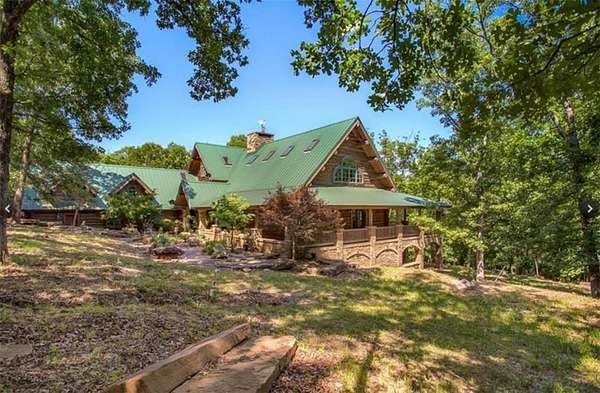 224 Acres of Land with Home for Sale in Elkins, Arkansas