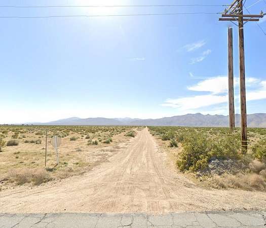 Residential Land for Sale in Mojave, California