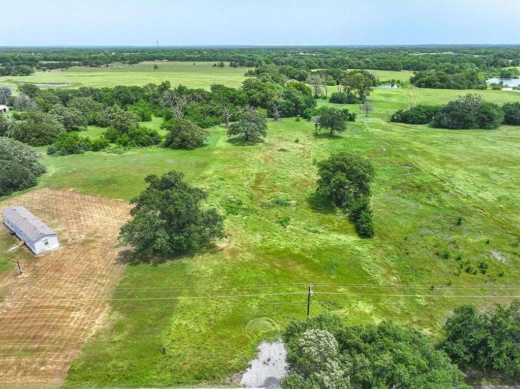 3 Acres of Residential Land for Sale in Cumby, Texas