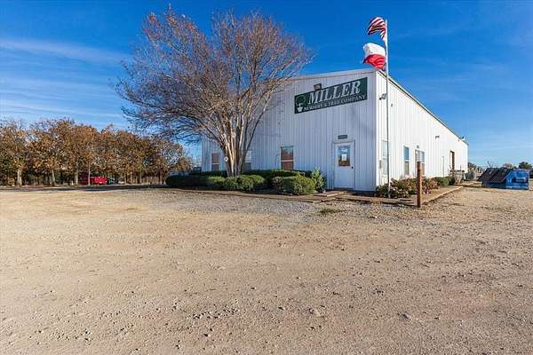 123 Acres of Land for Sale in Stephenville, Texas