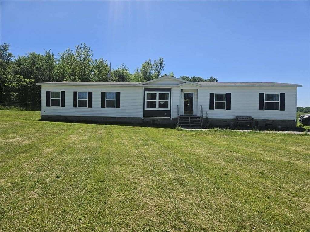 4.5 Acres of Land with Home for Sale in Fort Scott, Kansas