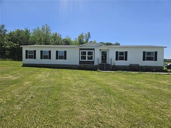 4.5 Acres of Land with Home for Sale in Fort Scott, Kansas