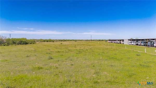 19.4 Acres of Improved Commercial Land for Sale in Victoria, Texas