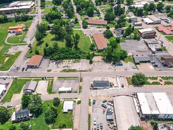 0.89 Acres of Residential Land for Sale in Dawson Springs, Kentucky