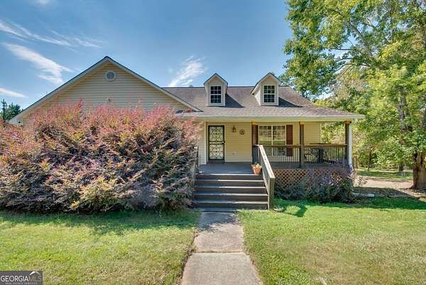 8.5 Acres of Residential Land with Home for Sale in South Fulton, Georgia