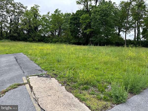 0.28 Acres of Commercial Land for Sale in Martinsburg, West Virginia