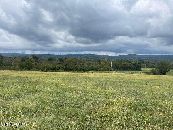 5 Acres of Residential Land for Sale in Pikeville, Tennessee